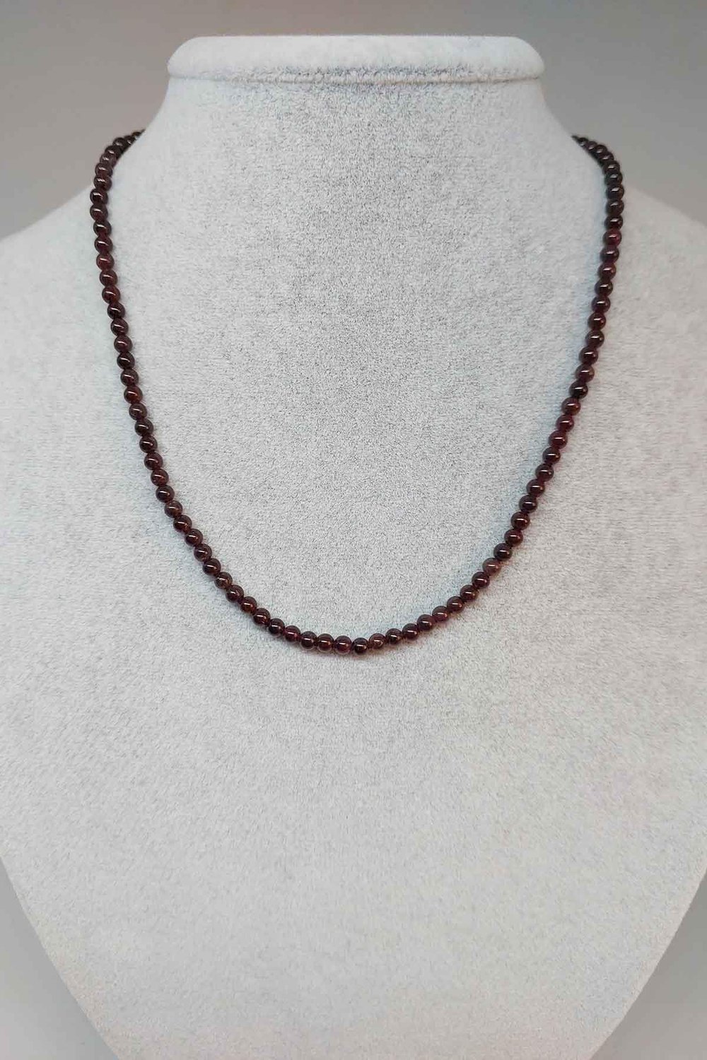 Lal (Granat) (Garnet) Taşı 4-4.5mm Aralığı Kolye (Sabit Klipsli)