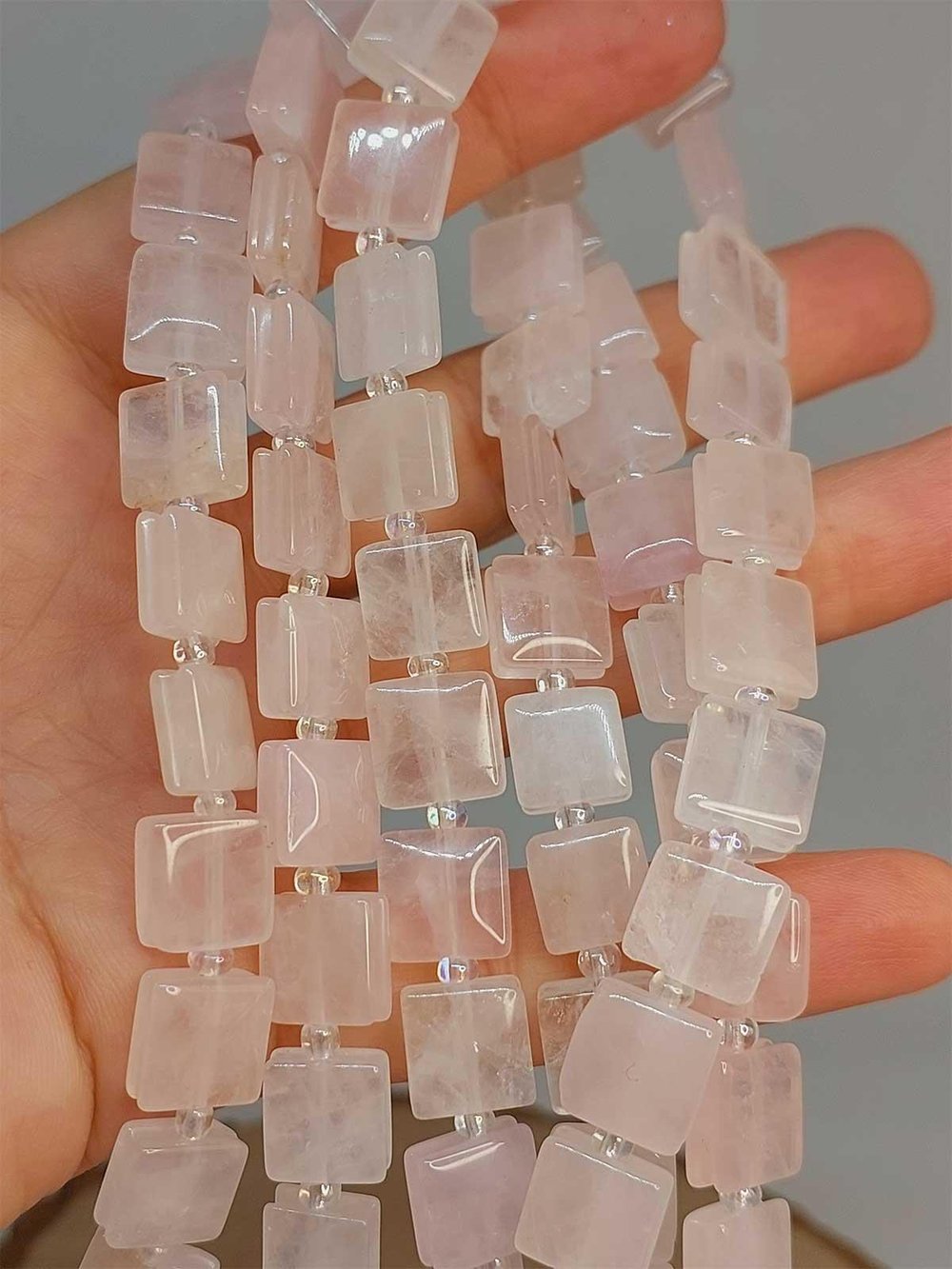 Pembe Kuvars Taşı Yandan Oyuklu Kare Kesim 10x10mm Dizi (49560)