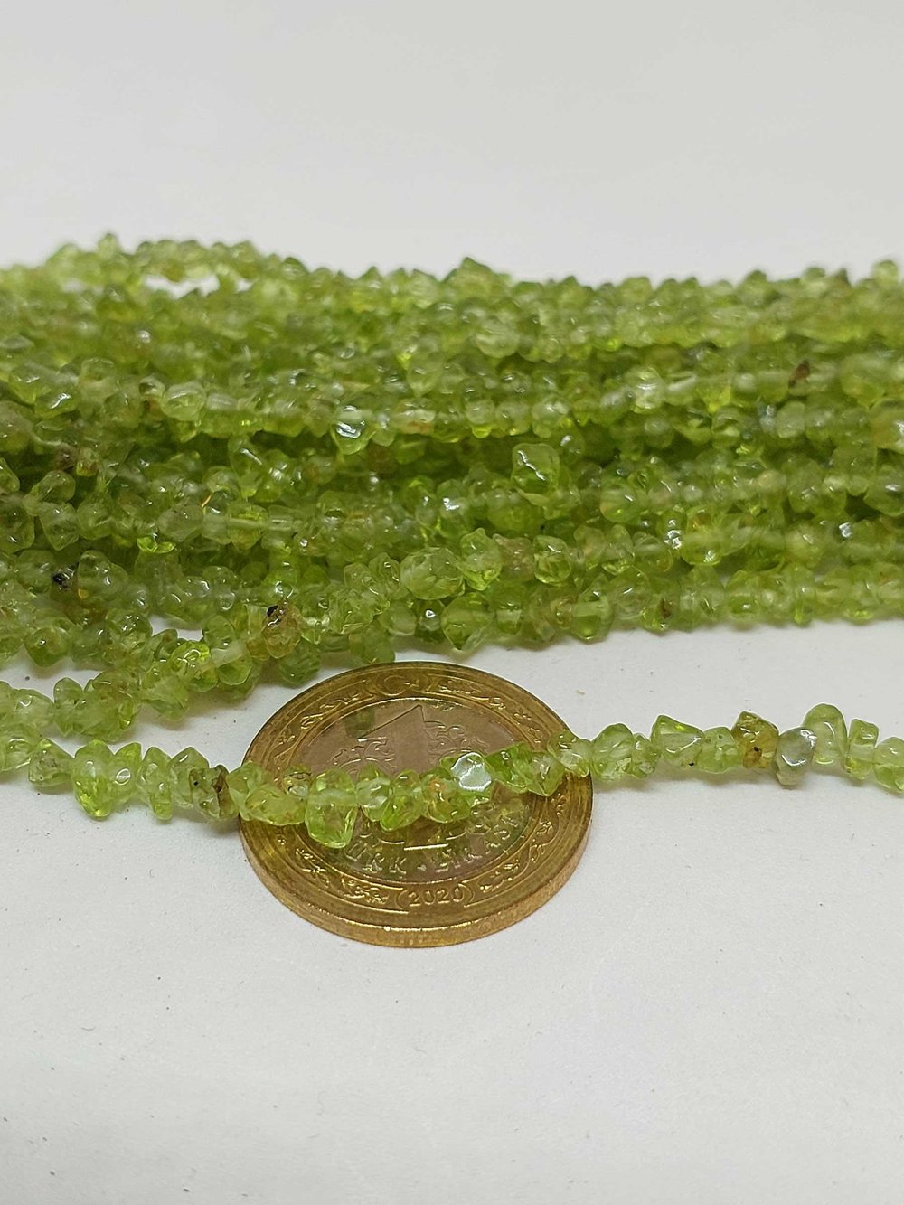 Peridot (Zebercet) Taşı Royal Minik 4-6mm Aralığı Şekilsiz Taşlar 50 adet