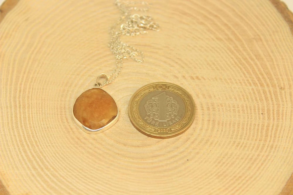 Sarı Safir Taşı Gümüş Kaplama ve Gümüş Zincir Dahil Kolye Ucu