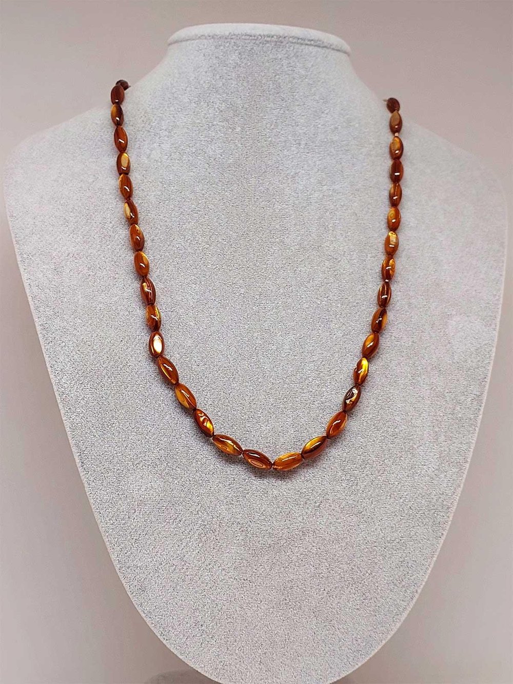 Sedef Karamel 5.5*11.5mm Kolye (Sabit Klipsli) (42220)
