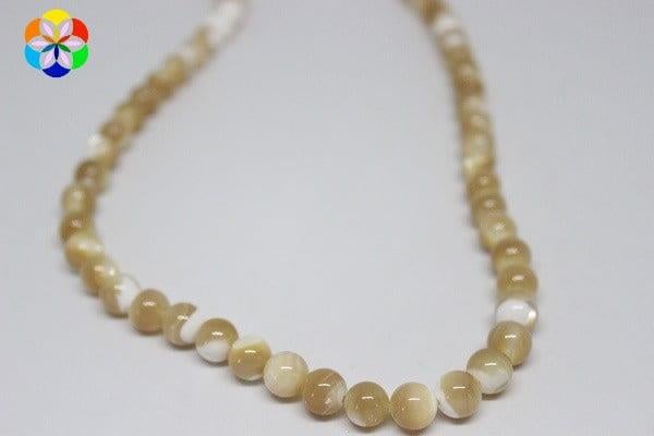 Sedef Taşı YARIM Dizi 8mm (Karamel) (18cm uzunluğundadır)