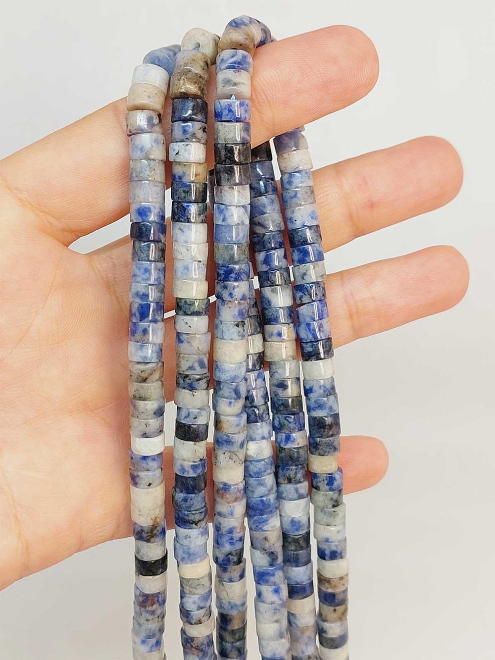 Sodalit Taşı Şekilli 3x6mm YARIM Dizi (49354) (18cm uzunluğundadır)