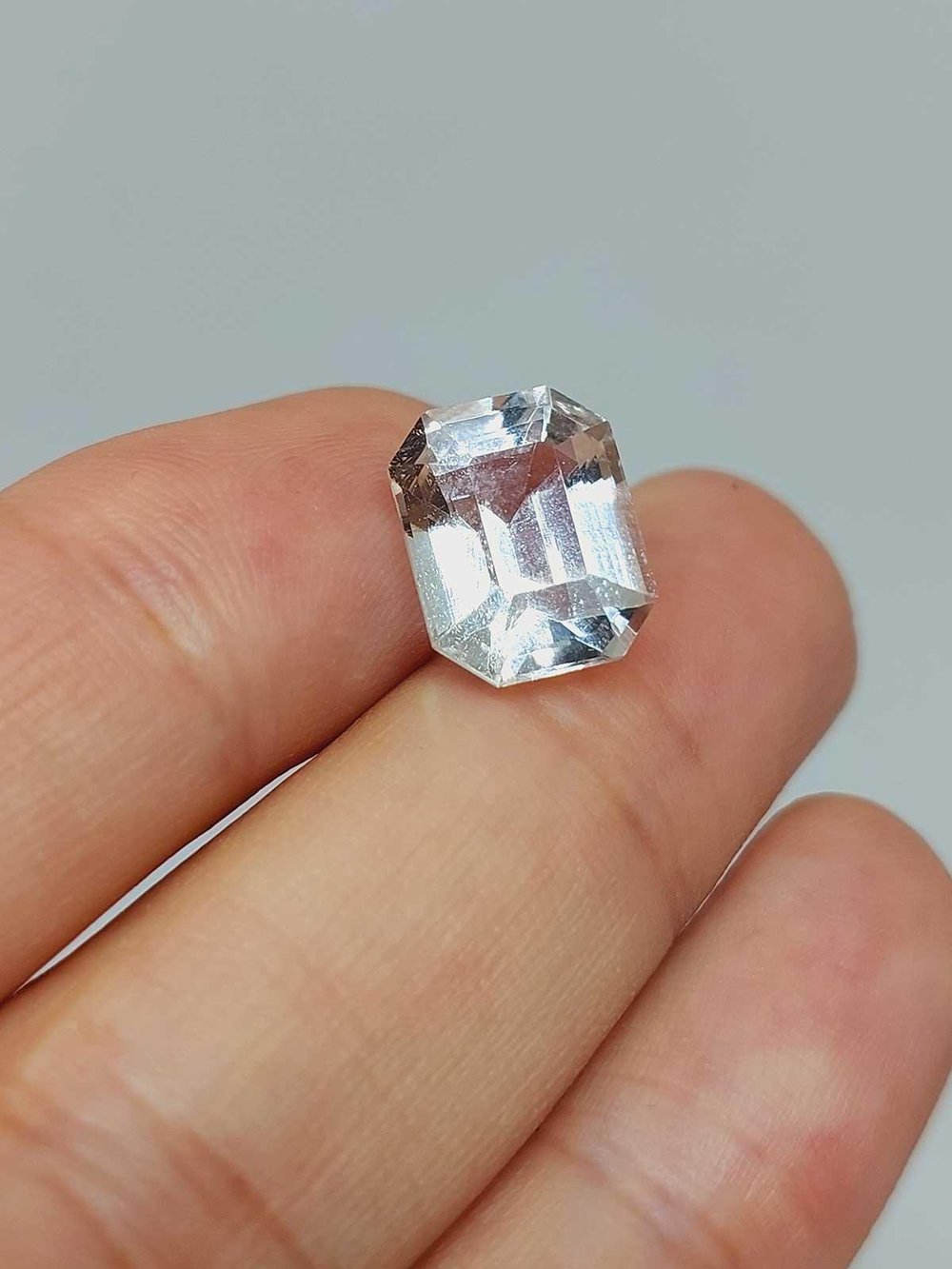 Topaz Taşı Baget Kesim (Ortalama 6.5 karat) (55566)