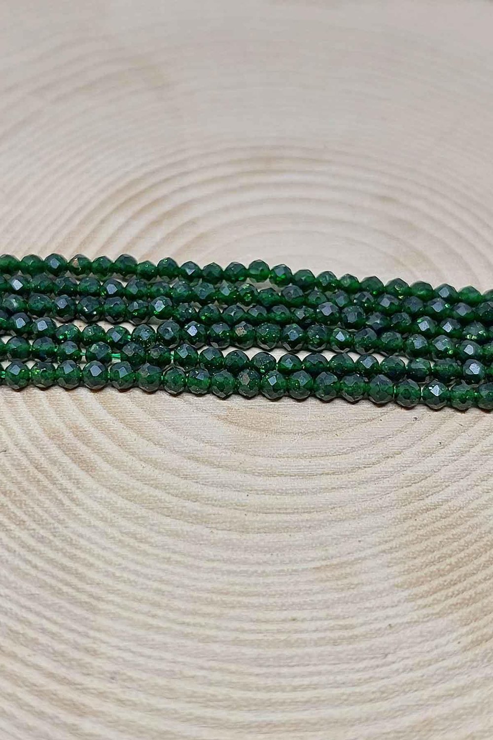 Yıldız Taşı Yeşil YARIM Dizi 2.5mm (17cm uzunluğundadır)