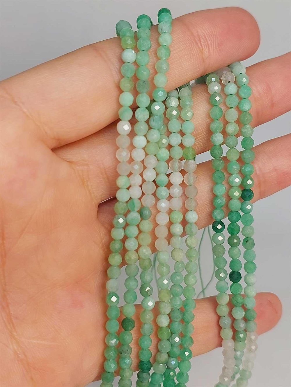 Zümrüt Taşı Faset Kesim 3mm Dizi (45910) YARIM Dizi (17cm uzunluğundadır)