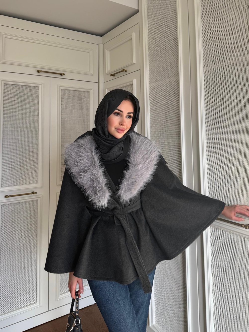 Kürk Yakalı Panço Antrasit