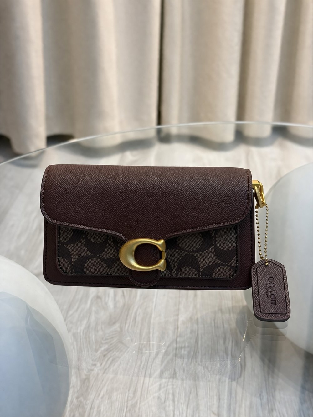👜 Coach Tabby Monogram Omuz Çantası – Acı Kahve