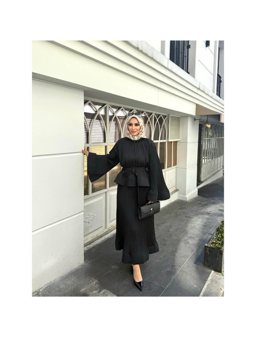 ALEXANDRA SUIT