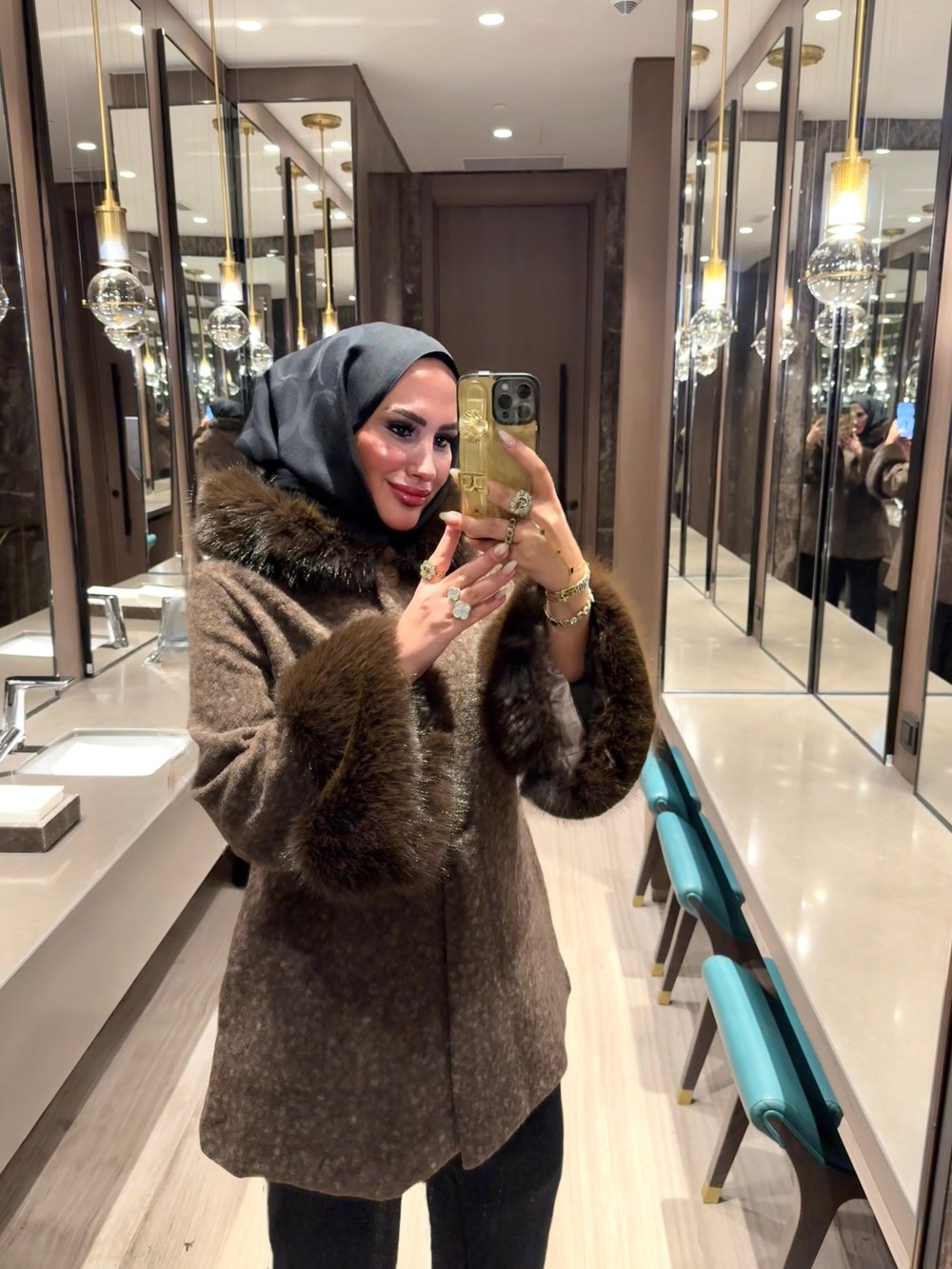 CANDY FOX FUR CABAN