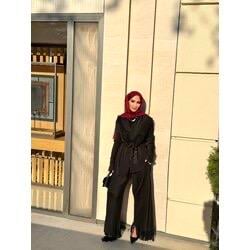 SARA SUIT