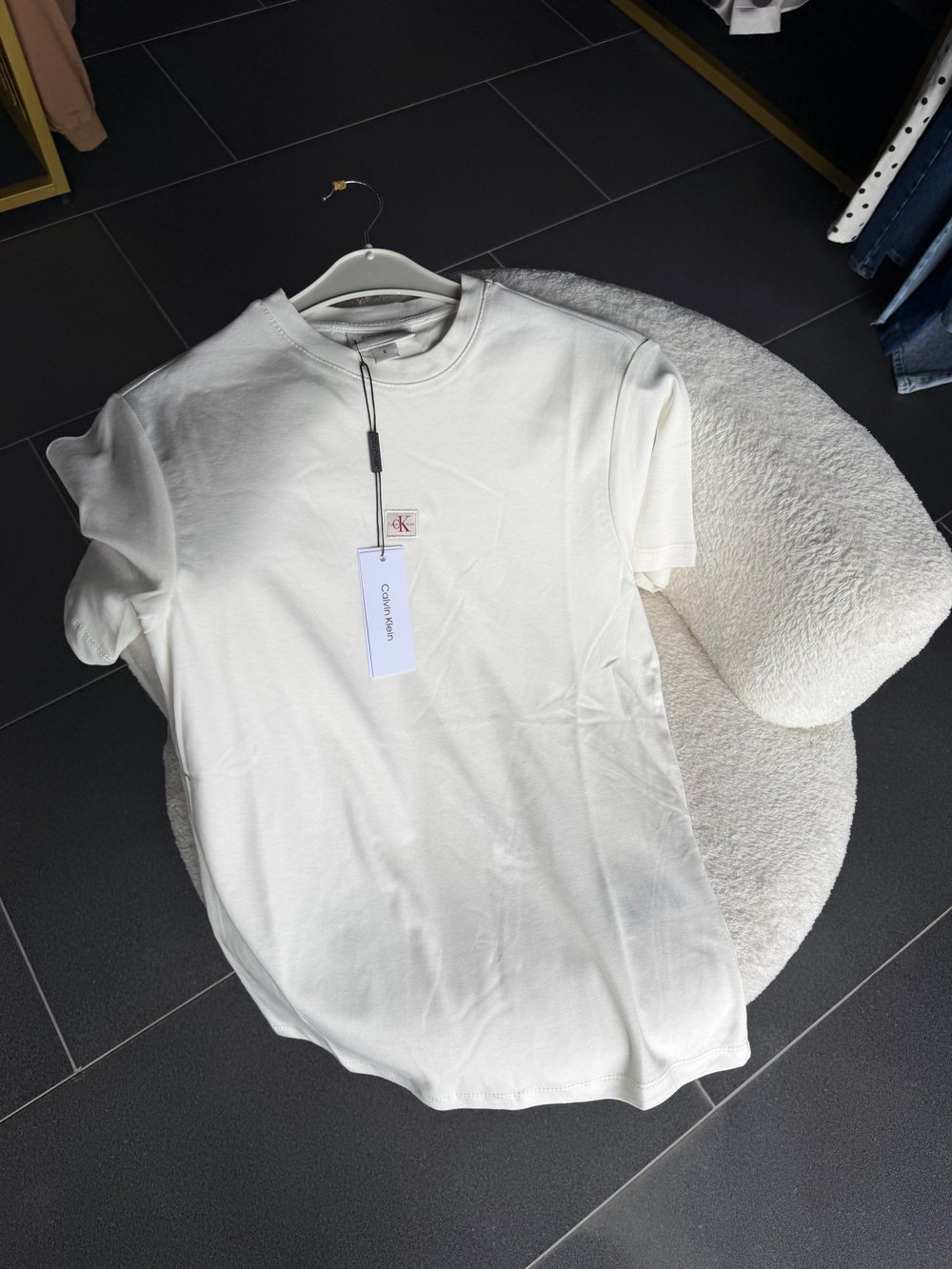 C Toz Beyaz Minimal Tshirt