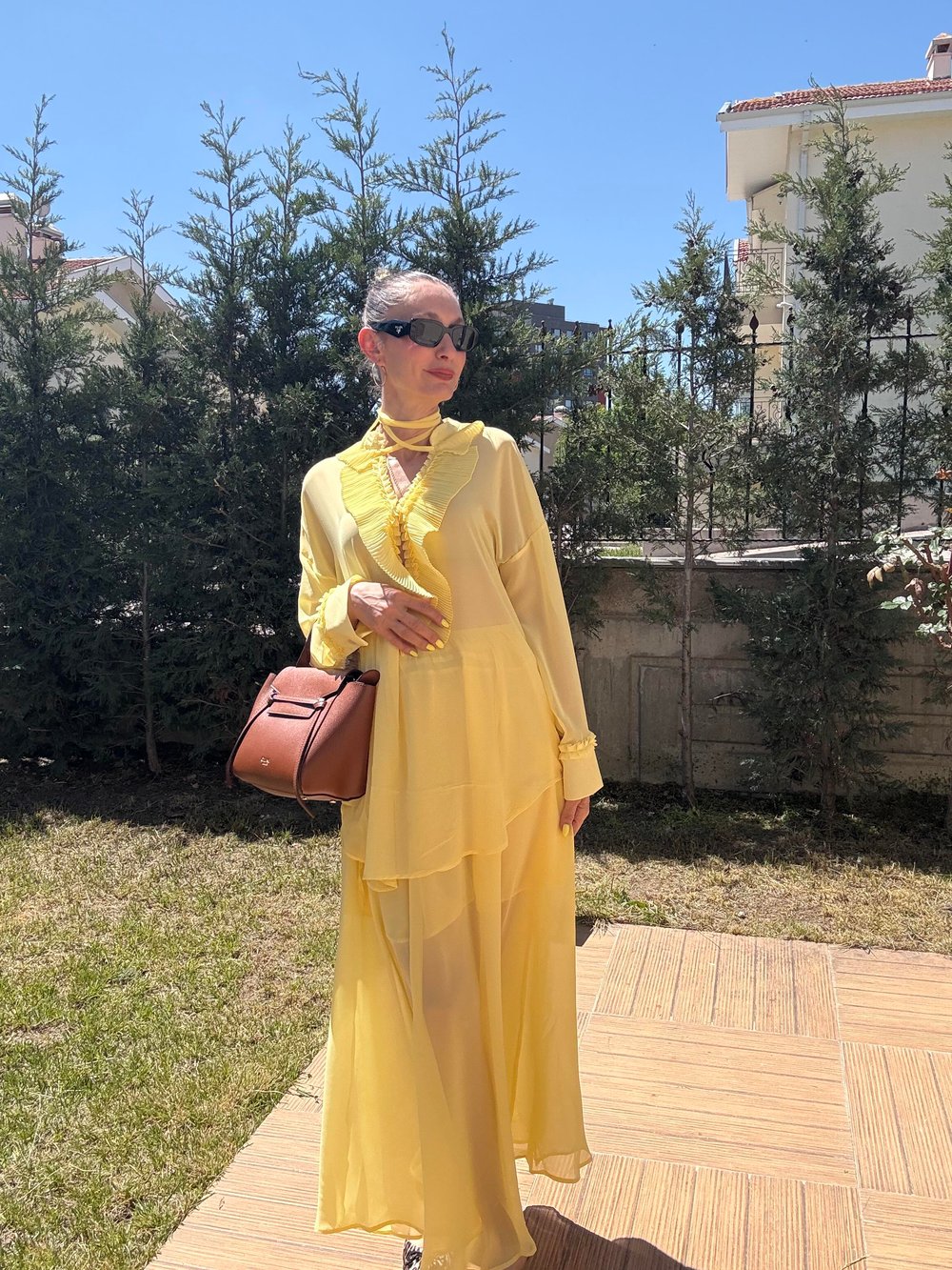 Fırfırlı Tül Sarı Gömlek Etek Takım