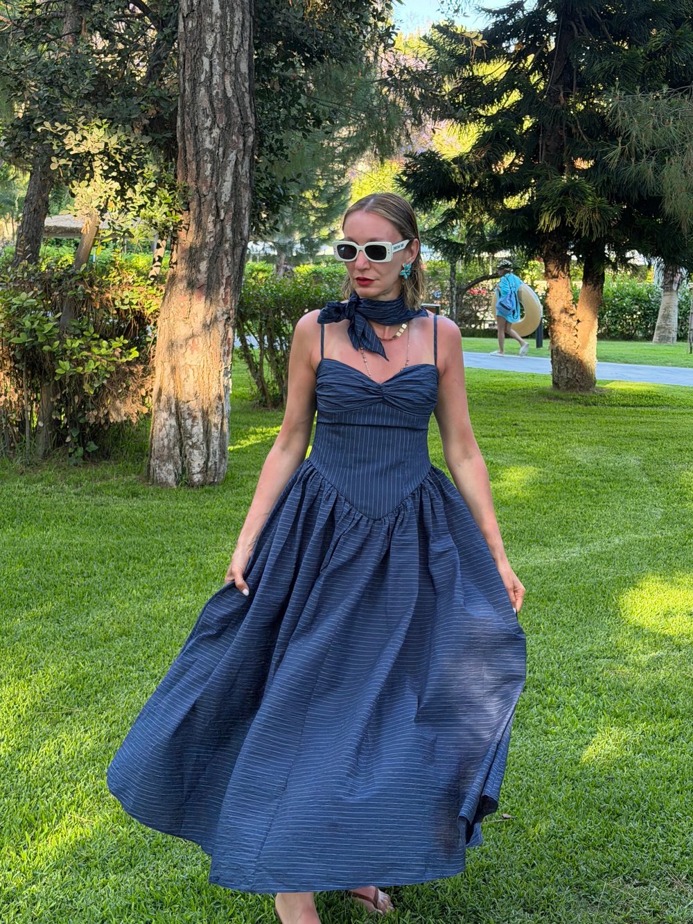 Fularlı Arkası Korse Bağlamalı Pinterest Elbisesi