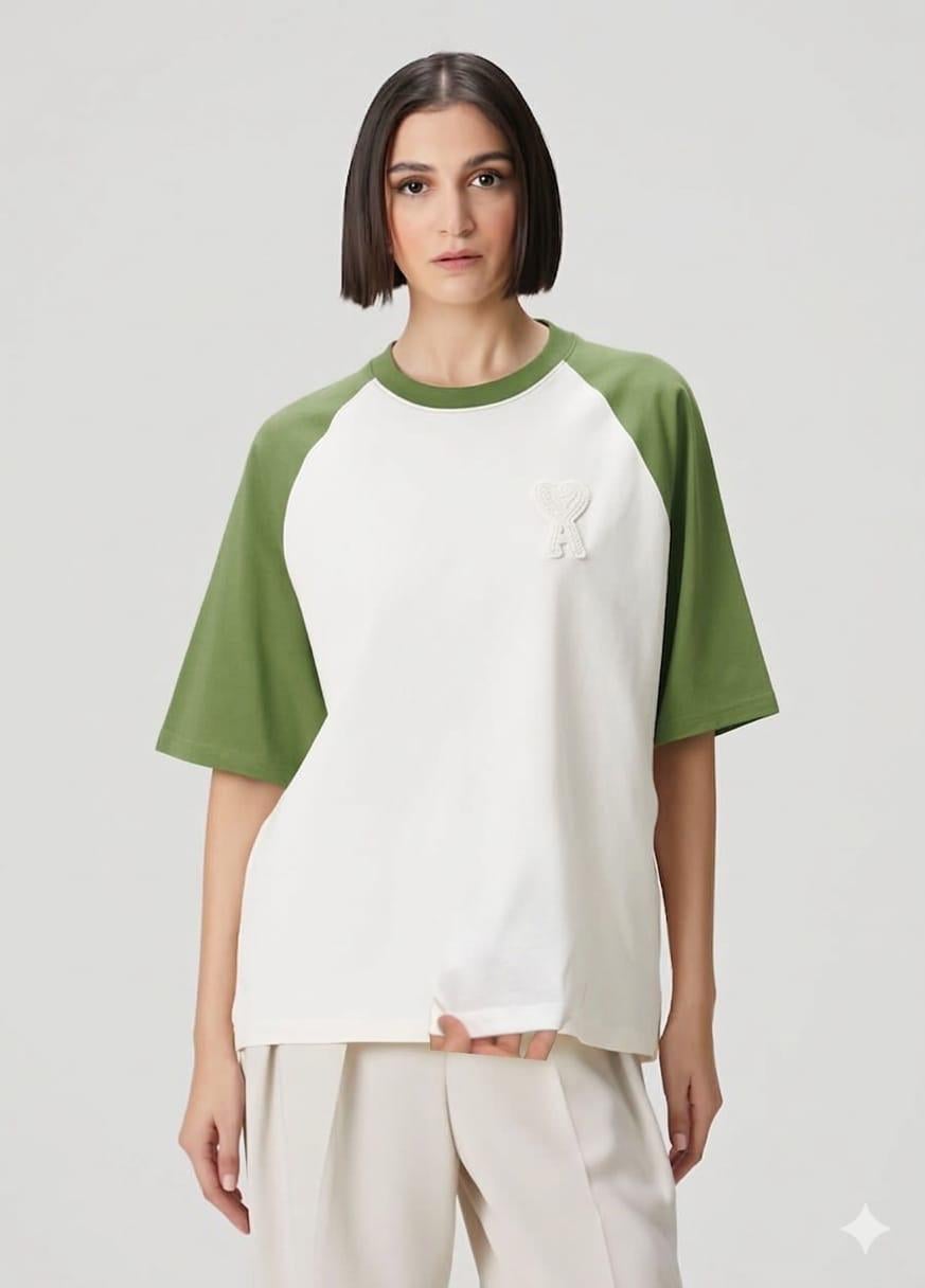 Love Yeşil Detaylı Tshirt