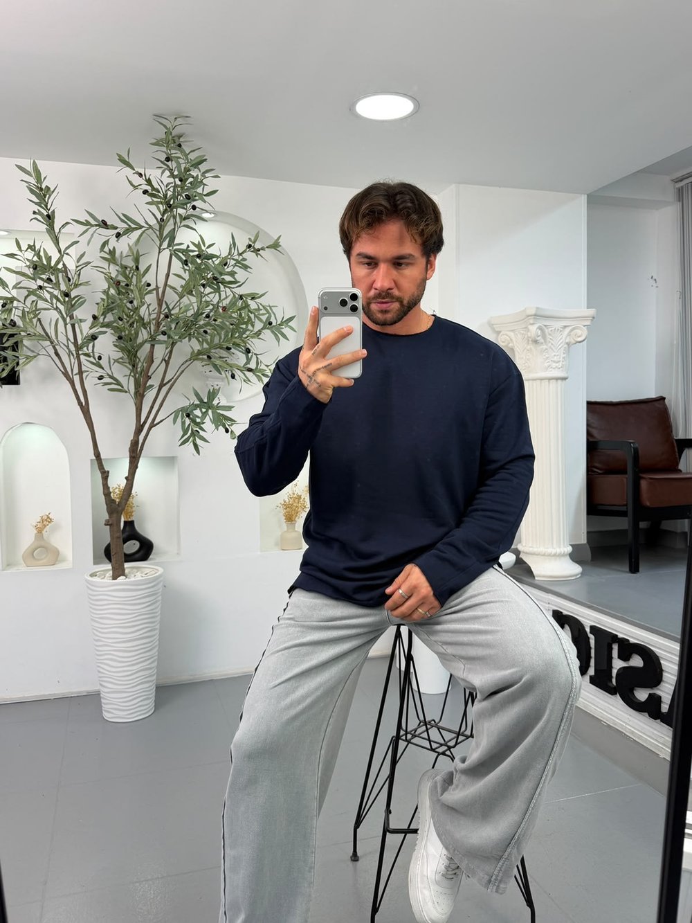 Lacivert MR Oversize Kesik Yaka Sweatshirt