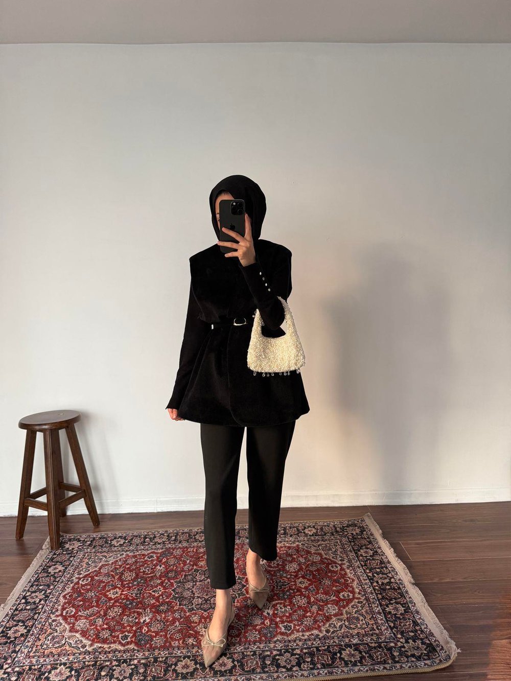 Kaşe Kemerli Yelek - Siyah