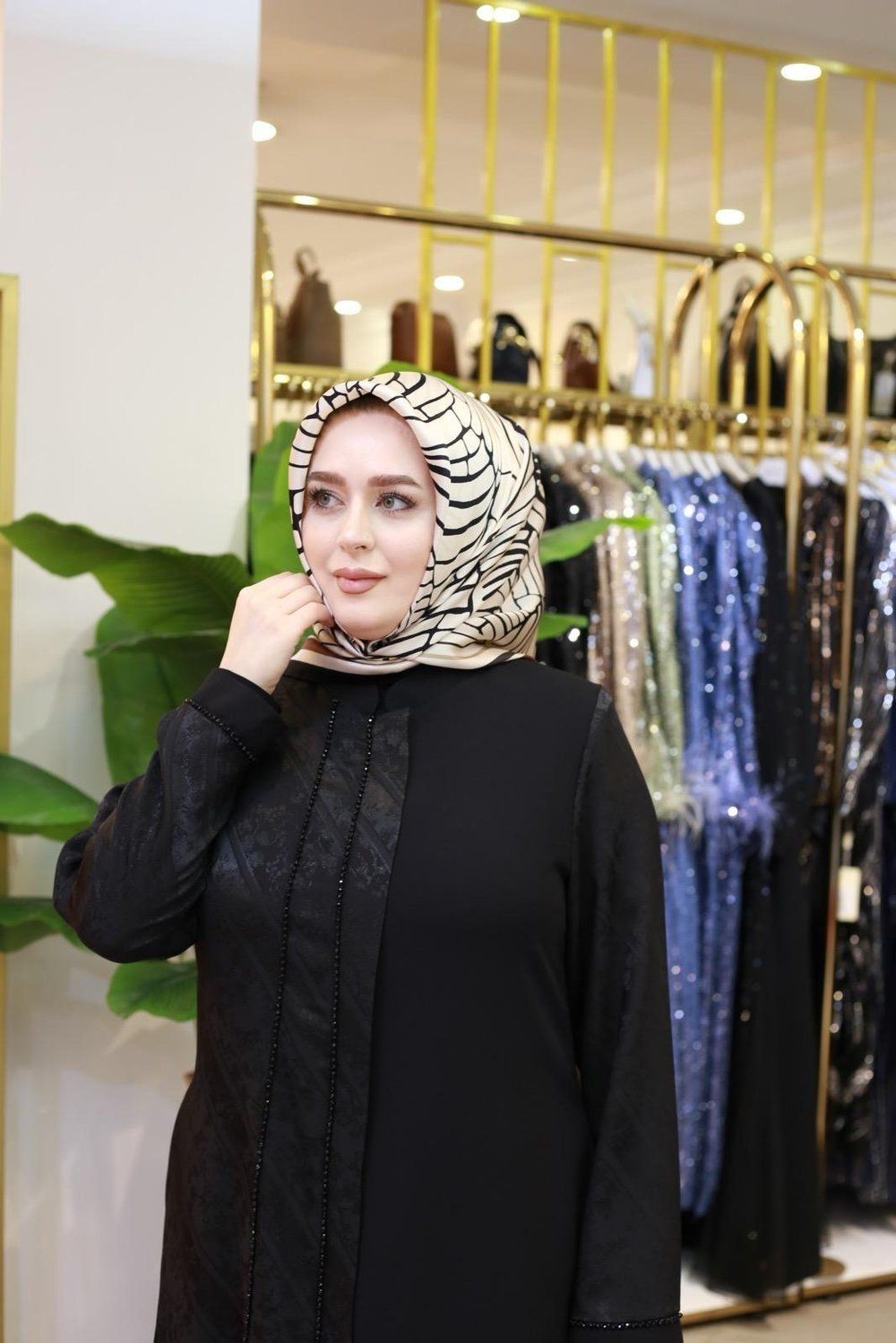 15809/02 KOD ÇİZGİ DESEN AHLEM SAF İPEK EŞARP KAHVERENGİ