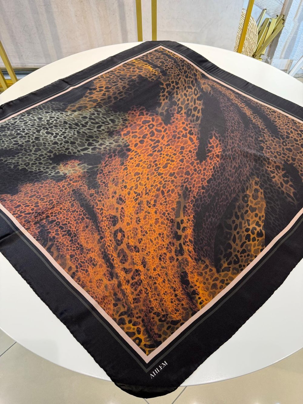 15810/14 KOD LEOPAR DESEN AHLEM SAF İPEK EŞARP KİREMİT