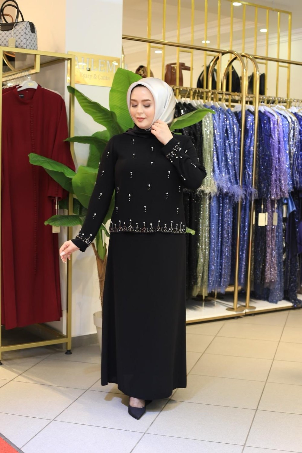 4103 KOD DAMLA TAŞ ETEKLİ TAKIM SİYAH