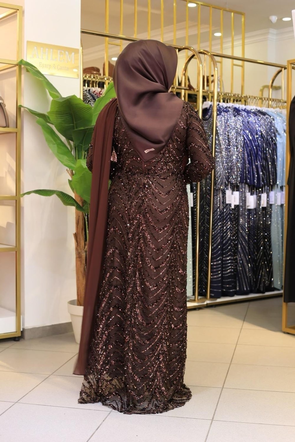 6002 KOD PULLU DRAPE DETAYLI ELBİSE