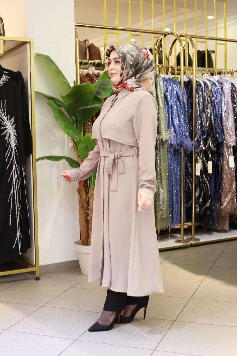 7117 KOD KEMERLİ GÖMLEK DETAYLI TUNİK BEJ