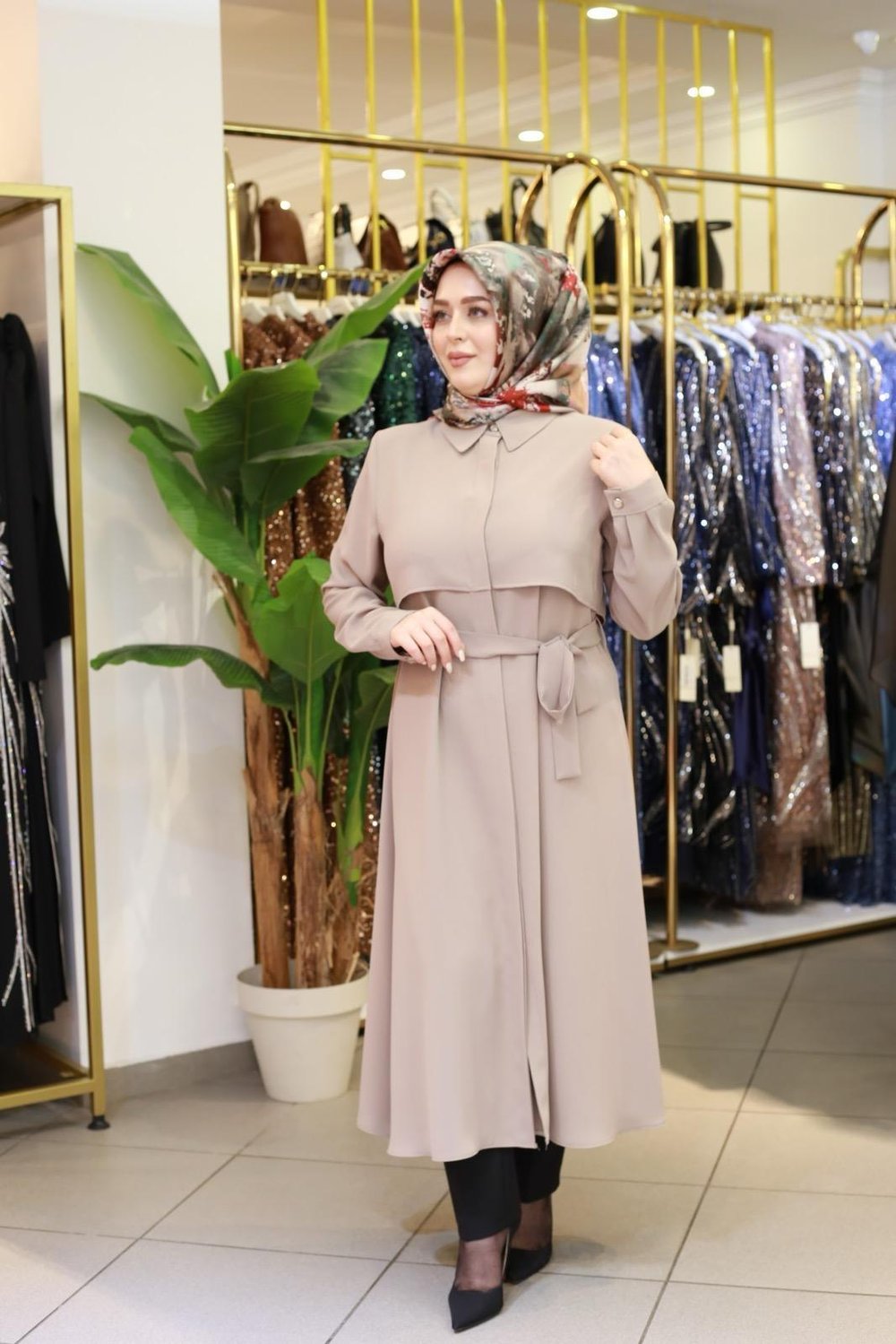 7117 KOD KEMERLİ GÖMLEK DETAYLI TUNİK BEJ