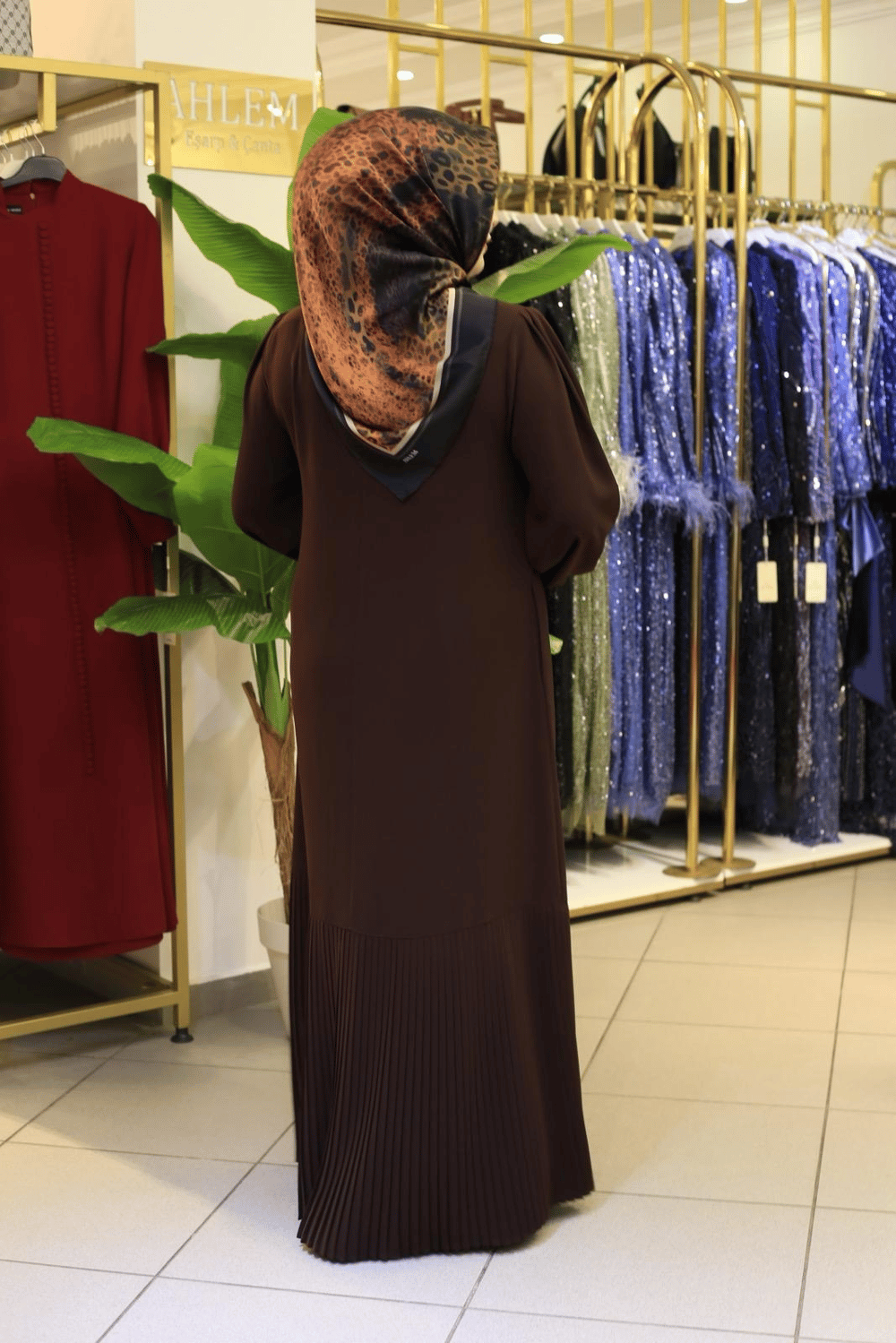 7631 KOD SIK PİLE FERACE KAHVERENGİ