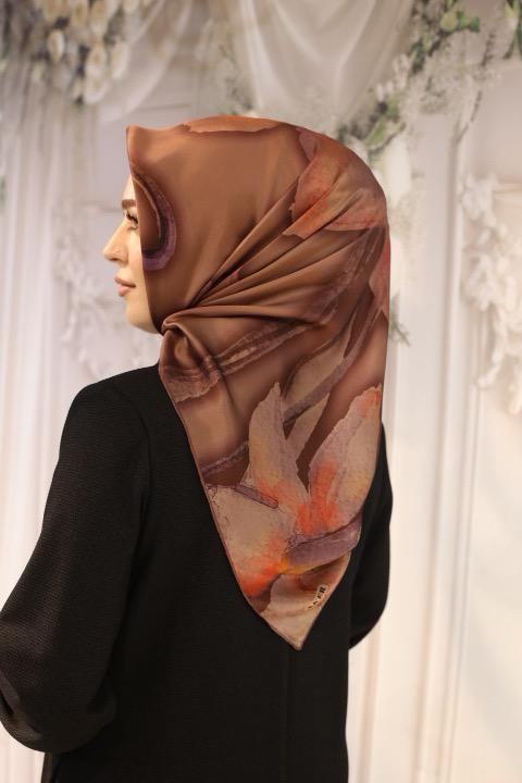 7995701/332 KOD AKER RENKLİ SAF İPEK EŞARP KIRMIZI