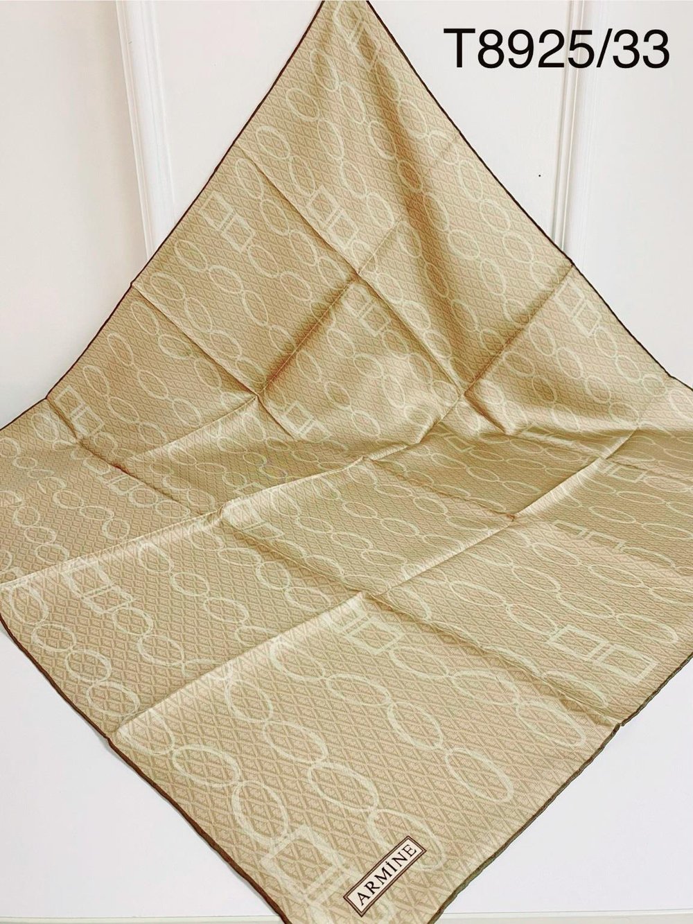 8925/04 KOD KLASİK DETAYLI ARMİNE TWİL İPEK EŞARP STD