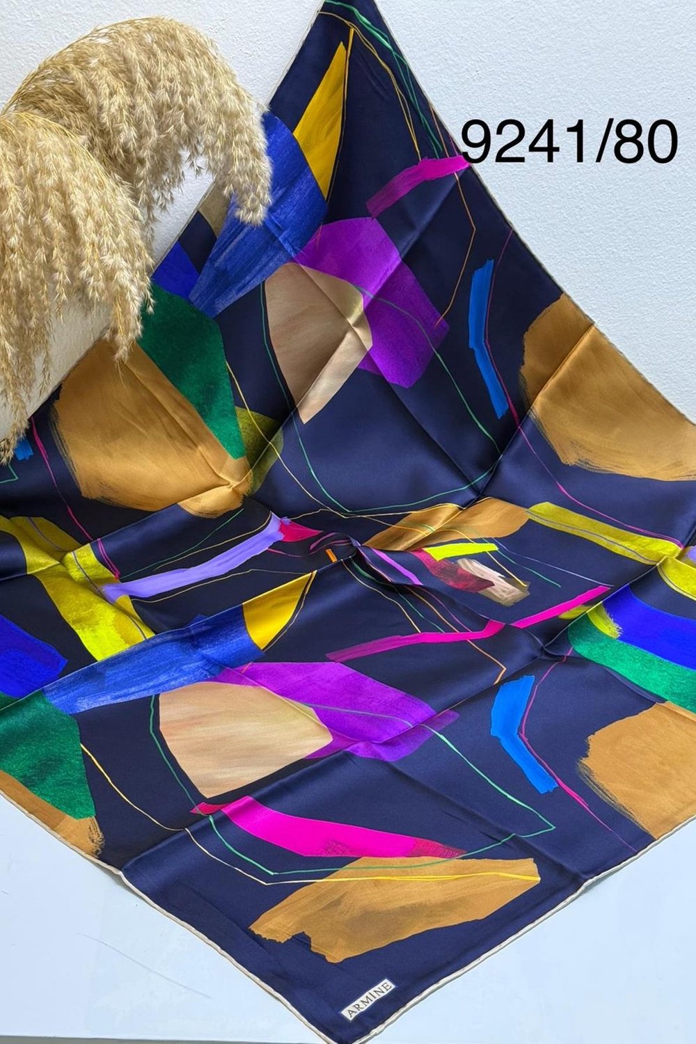 9241/80 KODLU ARMİNE EŞARP LACİVERT