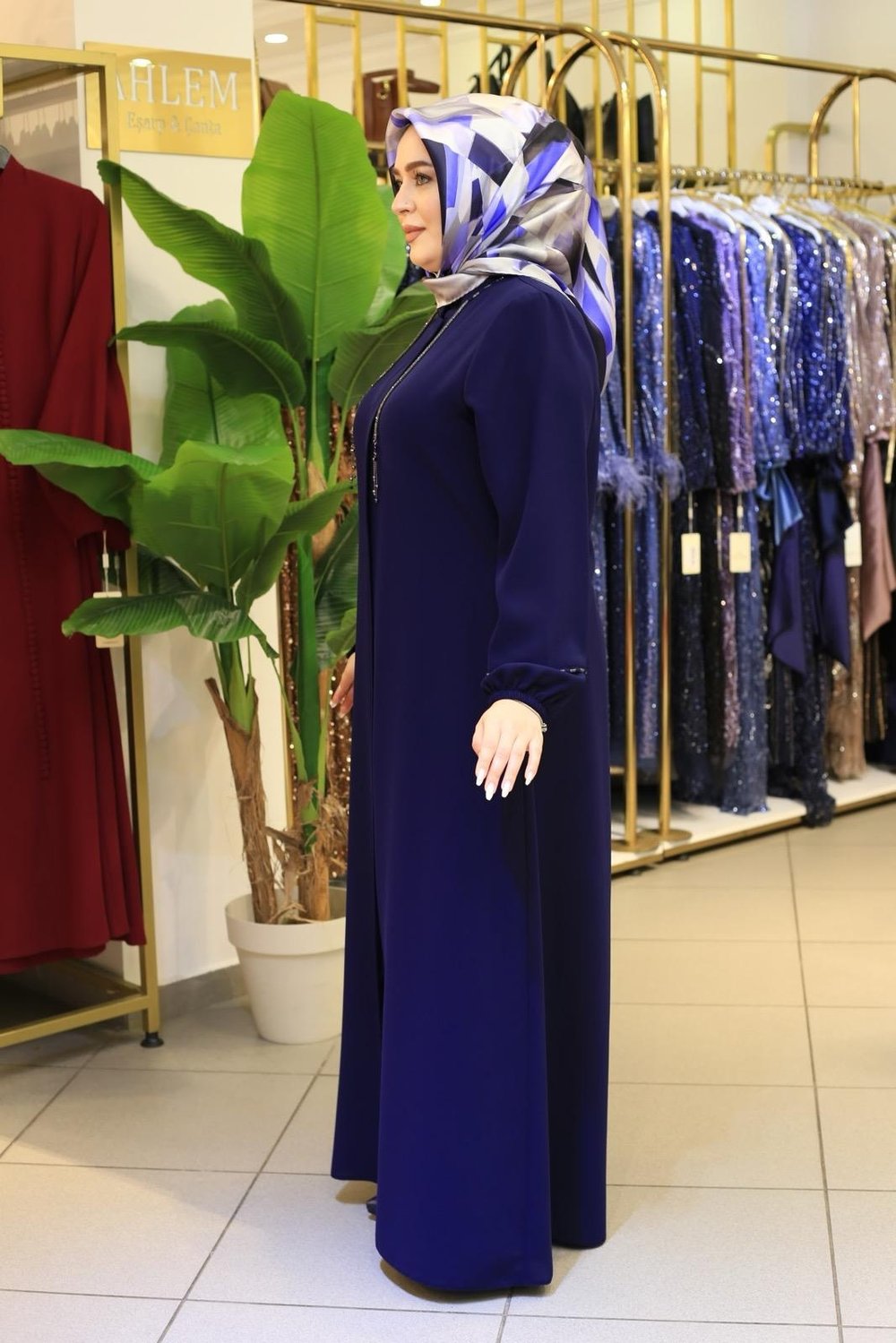 9317 KOD YAKA DETAYLI FERACE LACİVERT