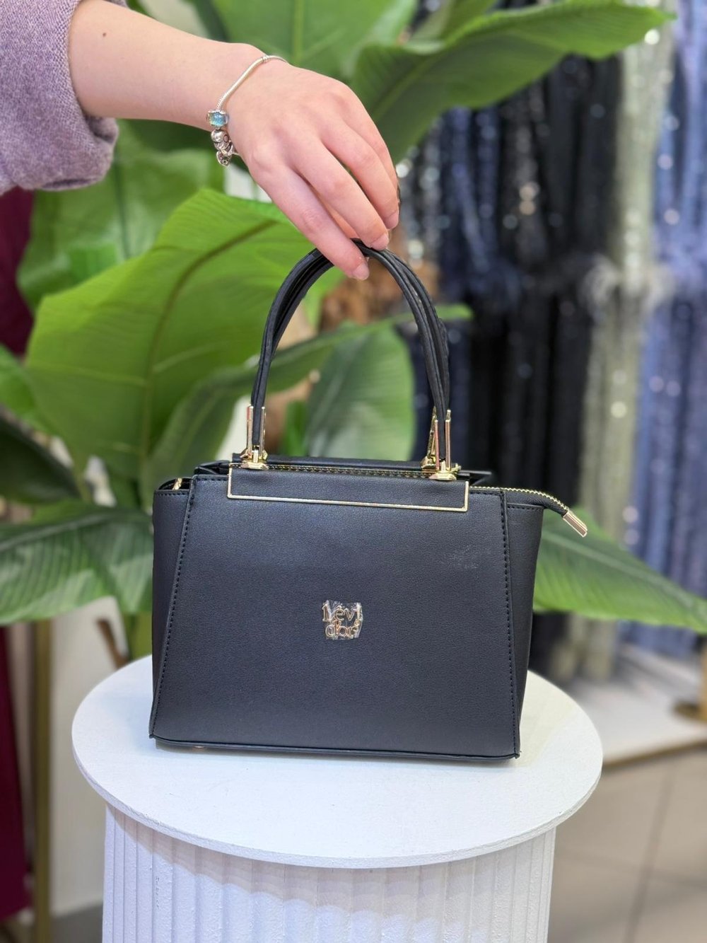 LEVİDOR METAL ŞERİT DETAYLI EL ÇANTASI 930205 SİYAH