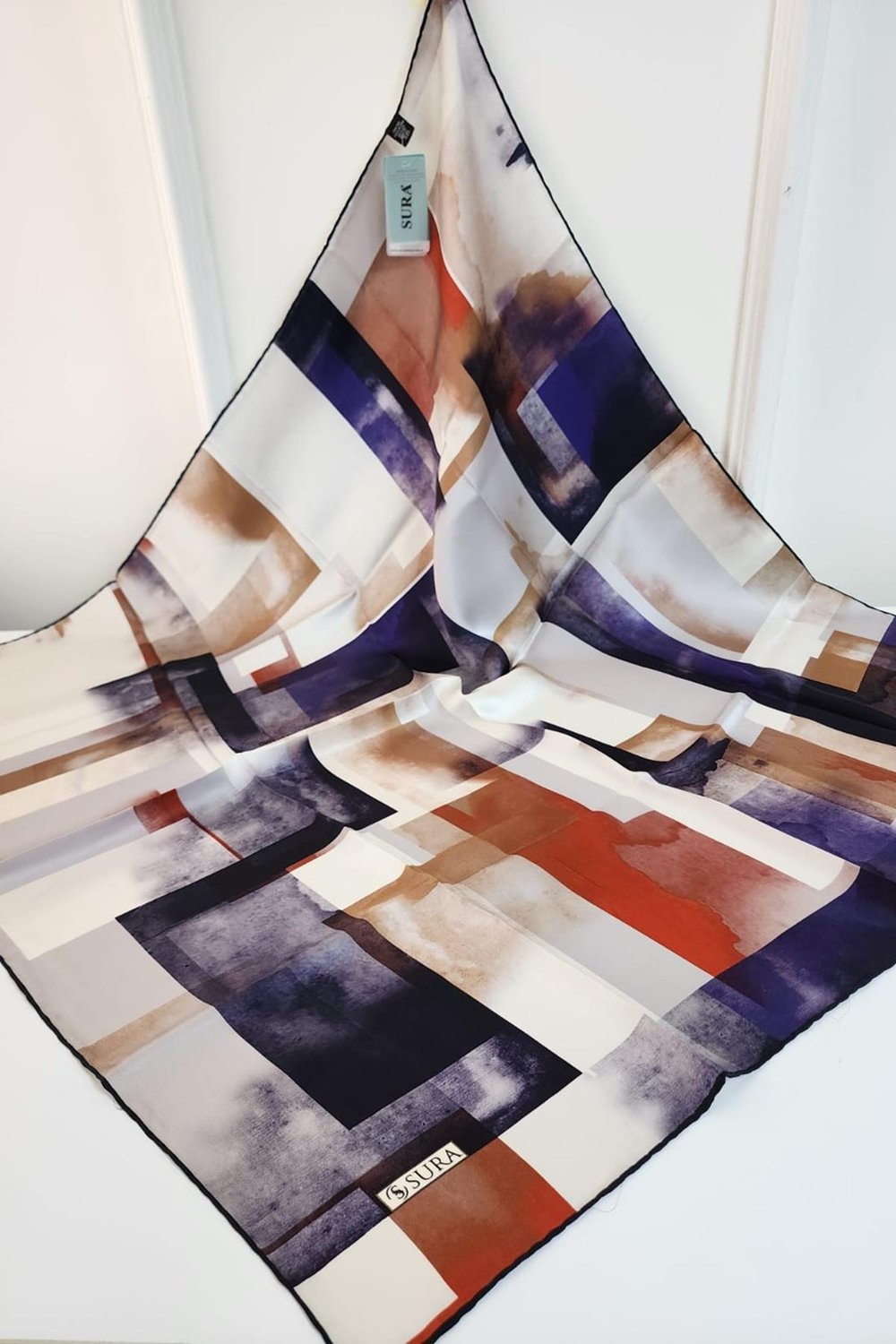 SURA MARKA SAF İPEK KIRMIZI