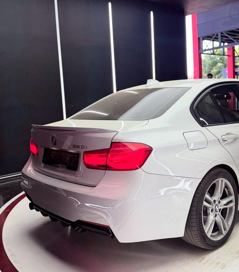 BMW F30 Uyumlu Msport Spoiler | Pianoblack boyalı