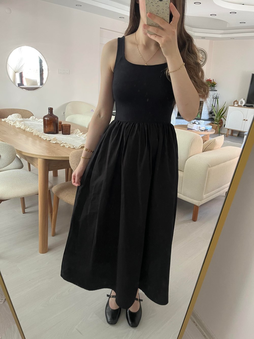 Siyah Askılı Elbise