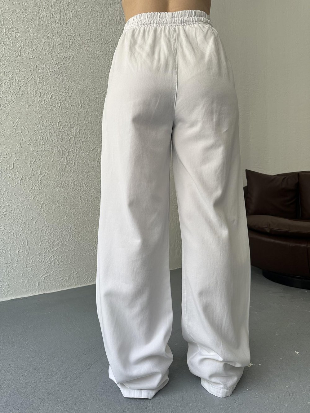 Beli Lastikli Bol Pantolon Beyaz