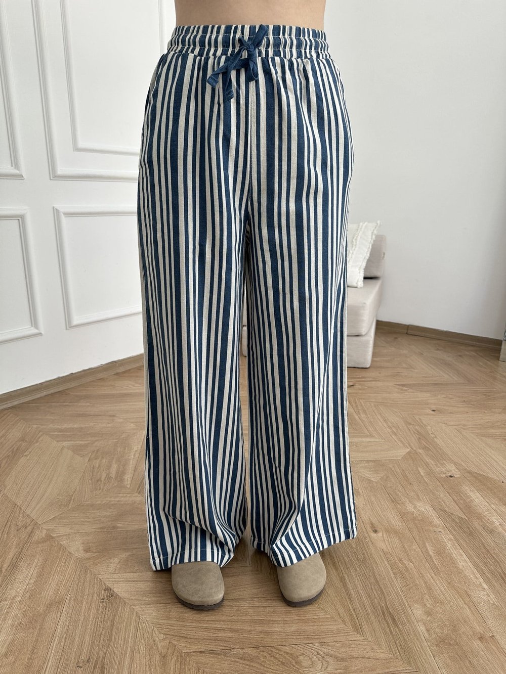 Beli Lastikli Çizgili Bol Paça Pantolon Mavi