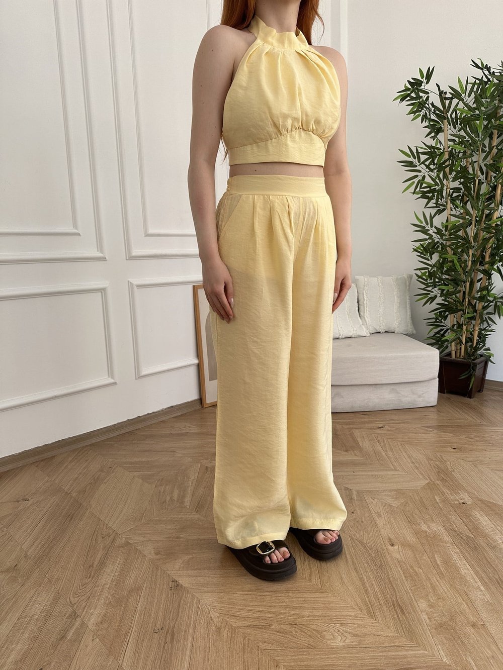 Boyundan Bağlamalı Crop - Pantolon Takım Sarı