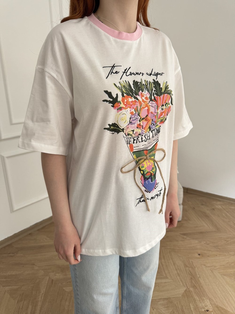 Buket Baskılı Nakışlı T-shirt Ekru