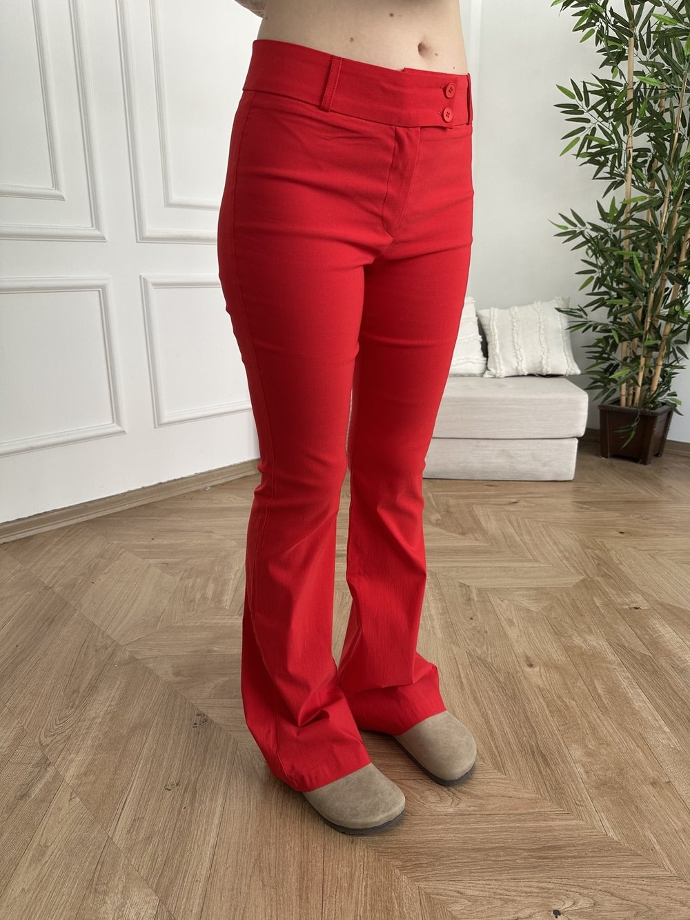 Düğme Detaylı Bol Paça Pantolon Kırmızı