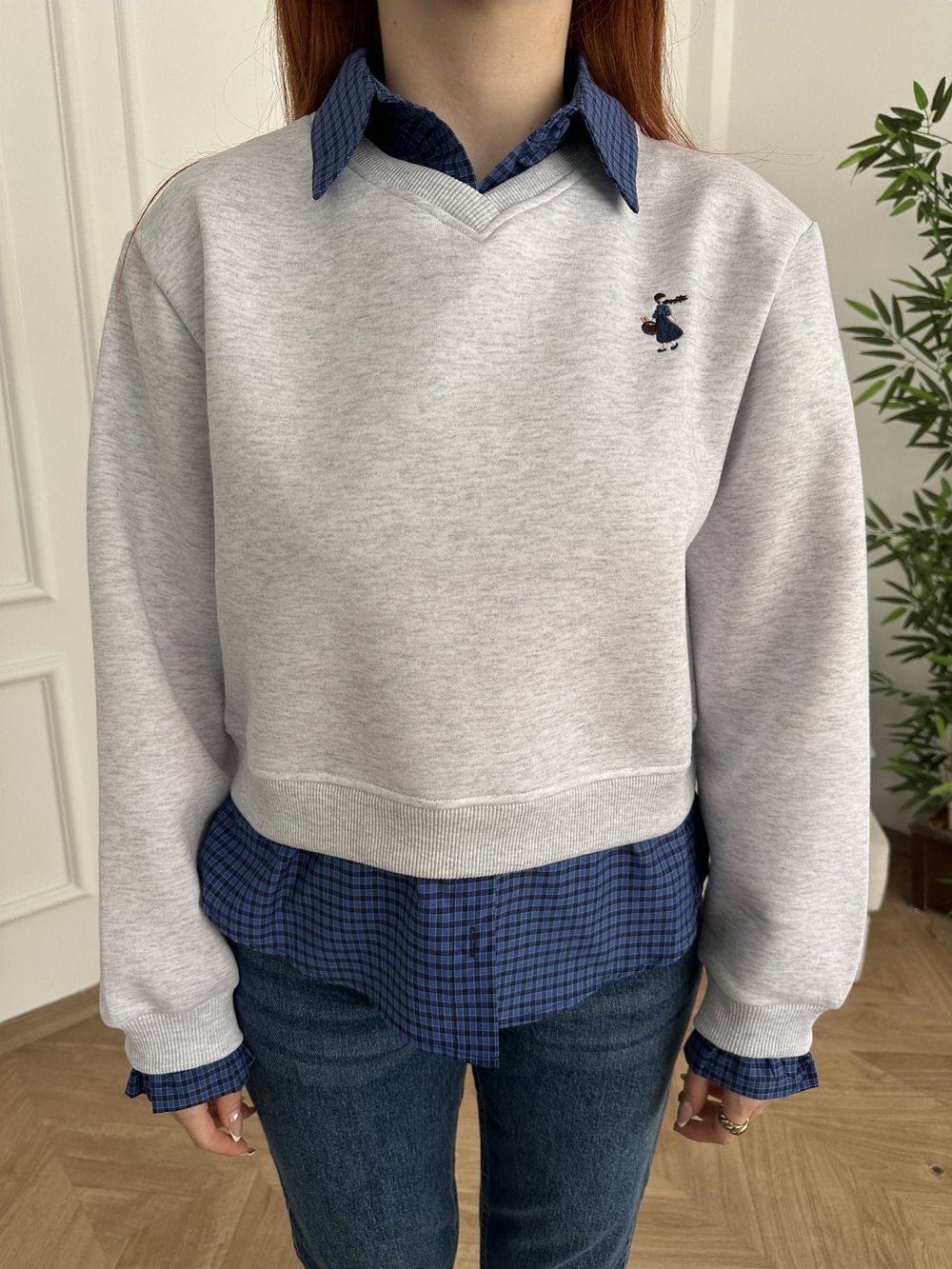 Gömlek Detaylı Nakışlı Sweatshirt Kar melanj