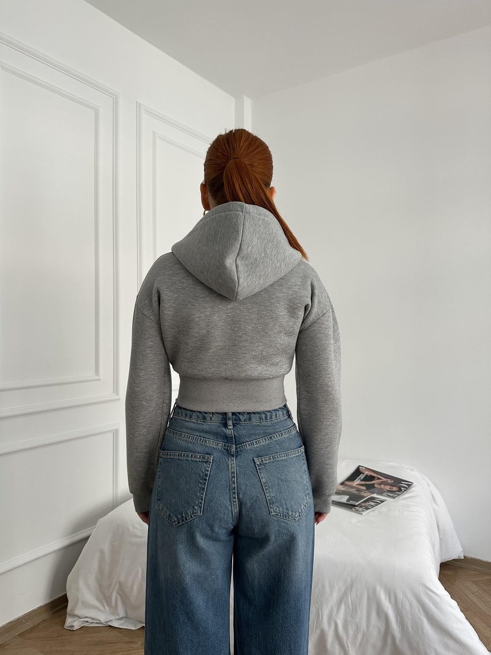 Kapüşonlu Fermuarlı Crop Sweatshirt Gri