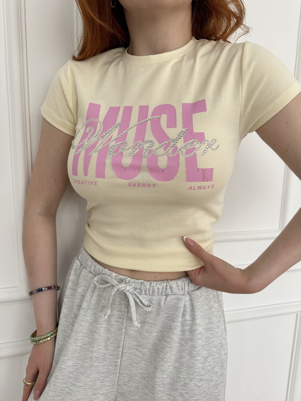 Muse Baskılı Taş Detay Slim T-shirt Sarı