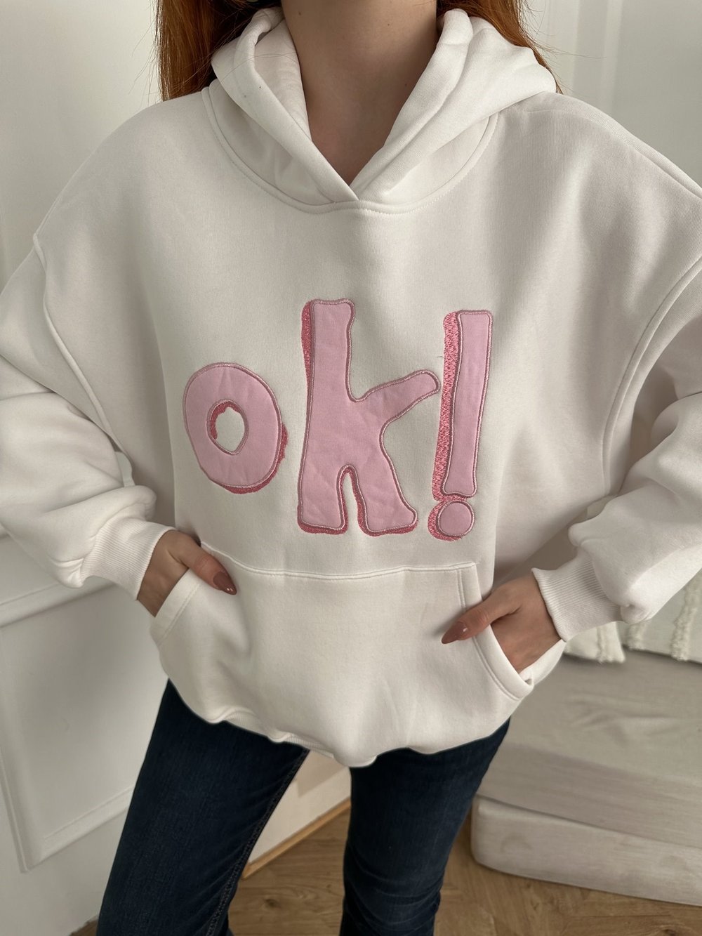 Ok Aplikeli Kapşonlu Sweatshırt Ekru