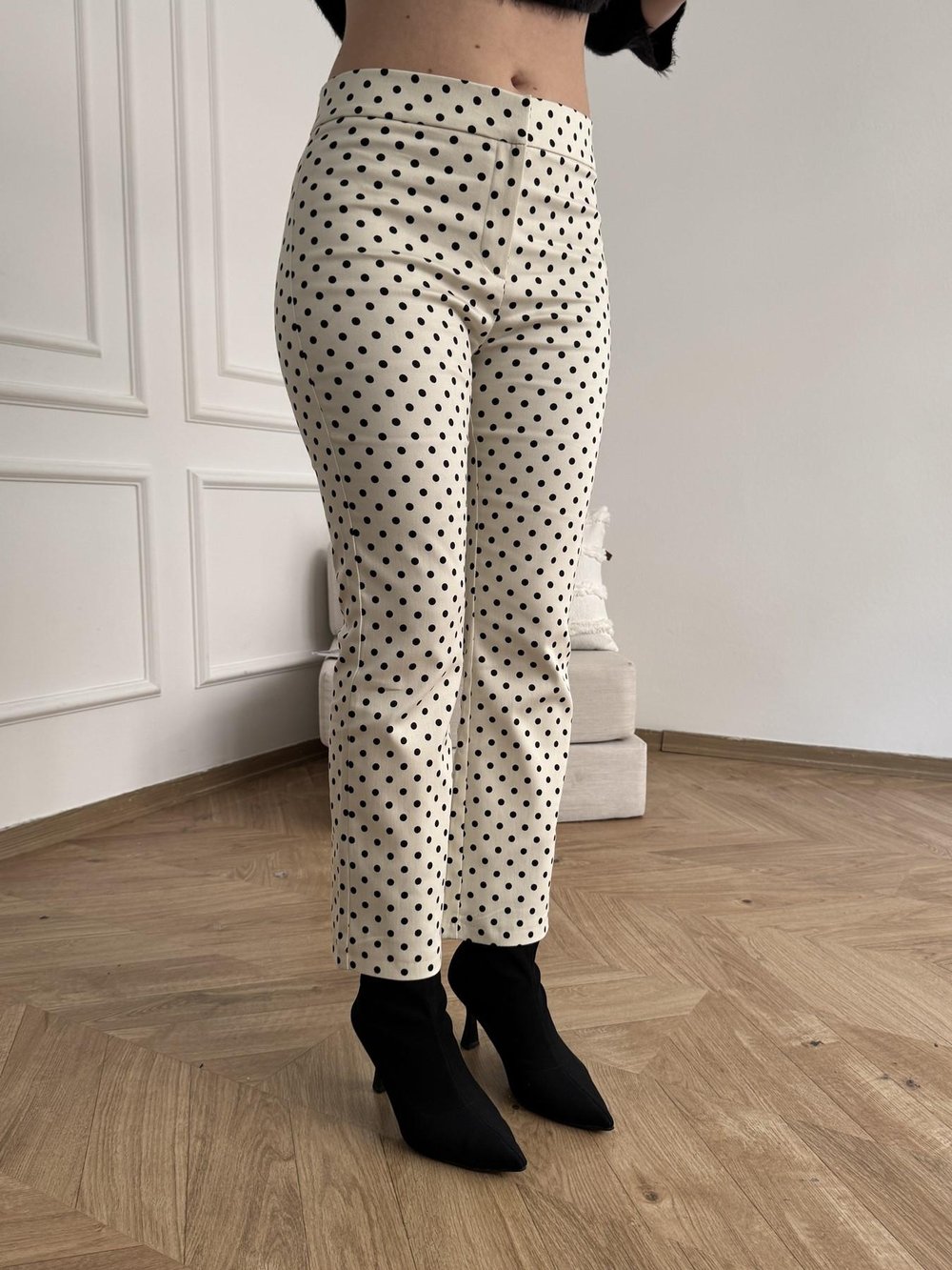 Puantiye Desen Pantolon Krem