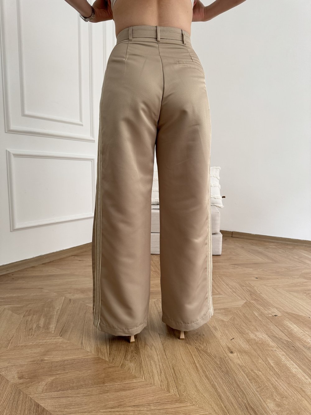 Şerit Detaylı Pantolon Bej