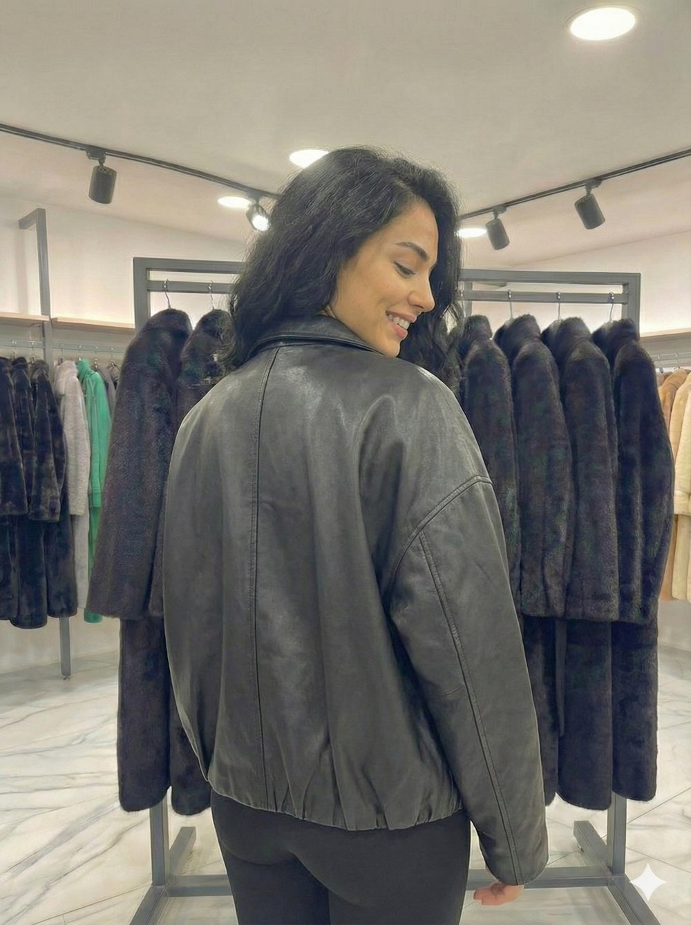 Kadın Oversize Gömlek Yaka Fermuarlı İçi Astarlı Beli Kemer Detaylı Çift Cepli Crop Deri Mont 4875