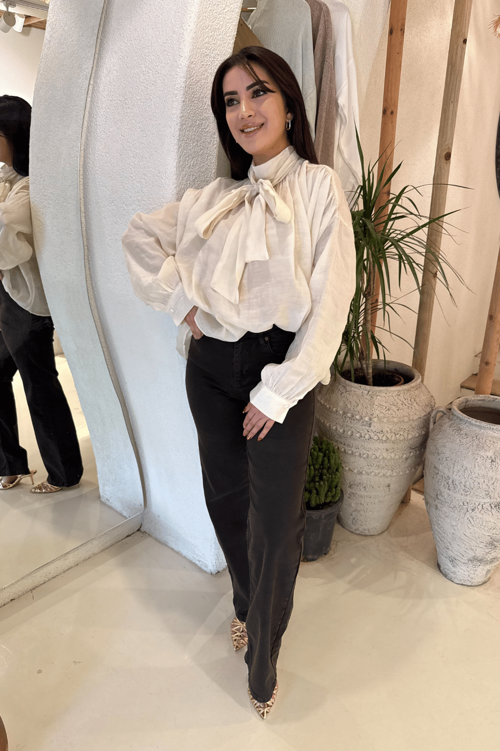 Fiyonk bağlama detaylı bluz