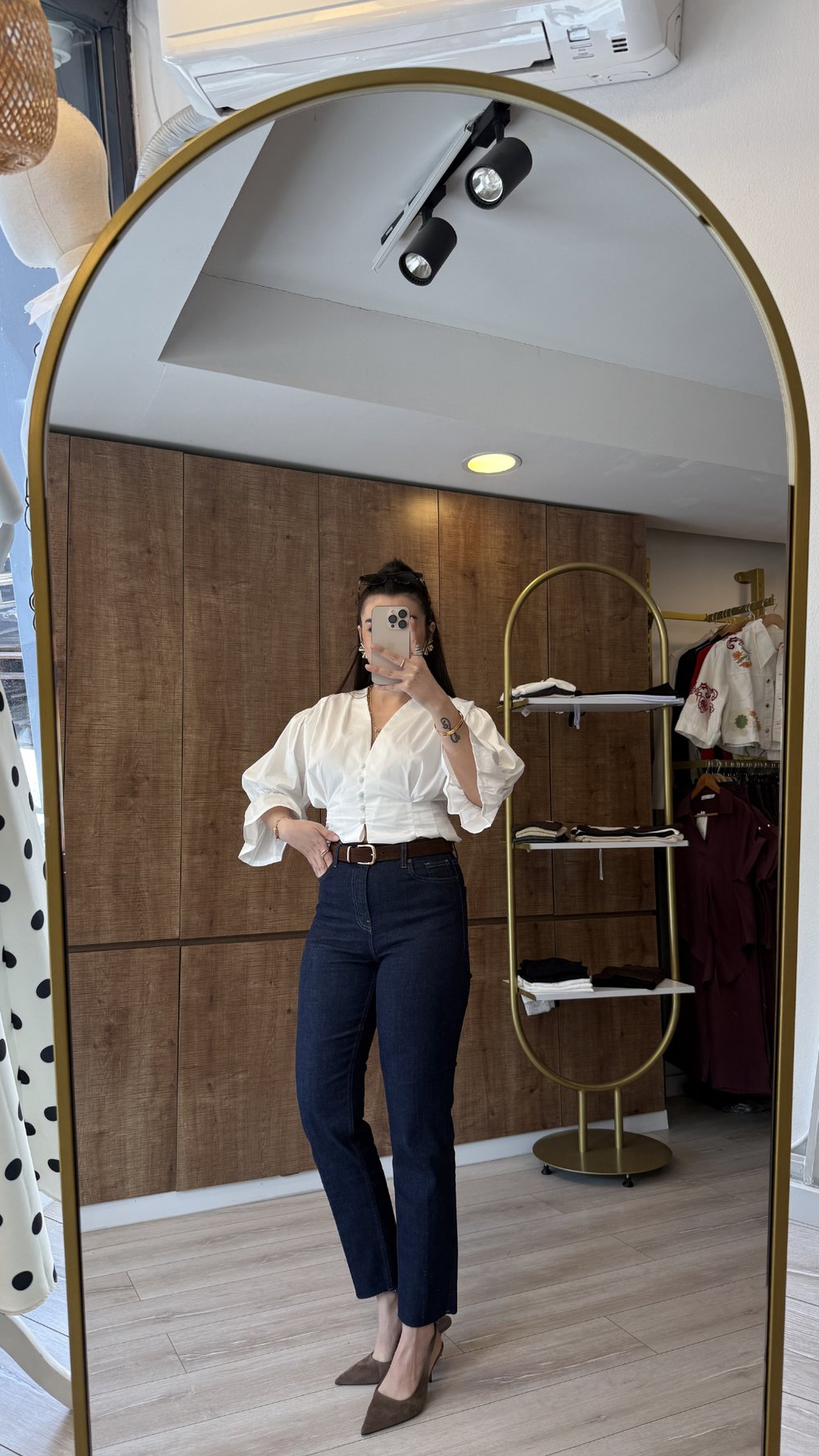 Kemerli Kesik Paça Straight Laci Jean